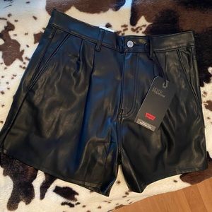 NWT Levi’s Premium Faux Leather Shorts